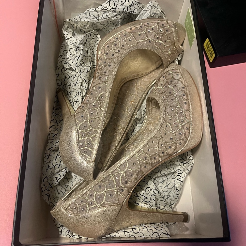 Adrianna Papell Gold Heels
